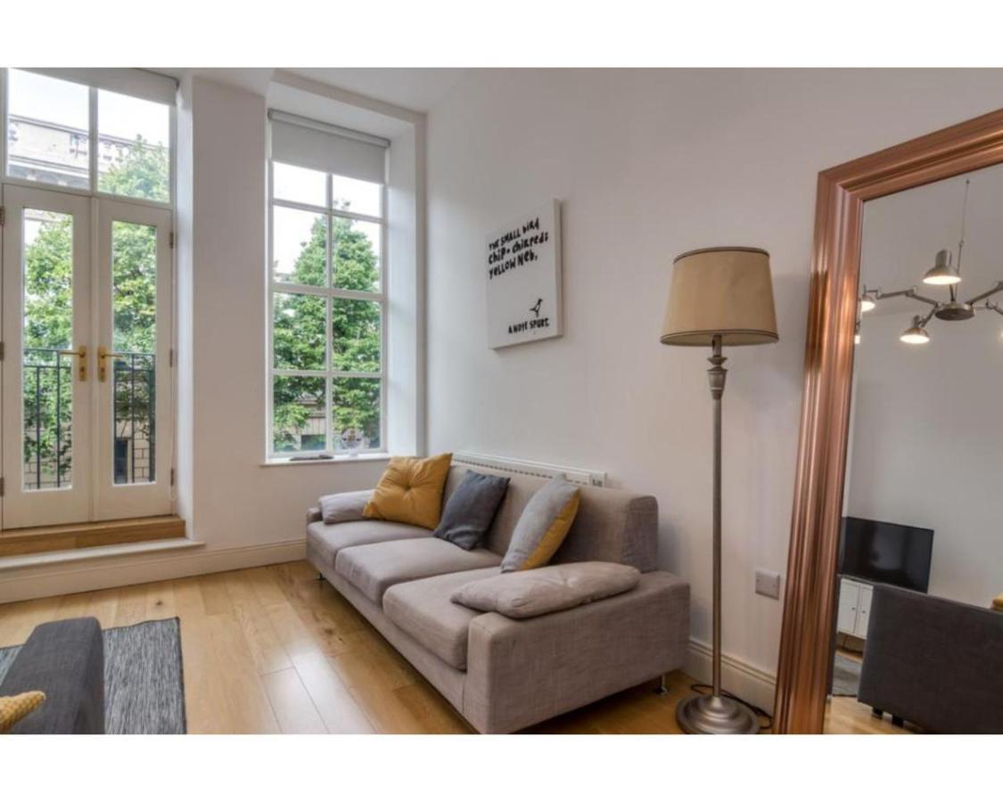 Central Belfast Apartments Fitzrovia ภายนอก รูปภาพ